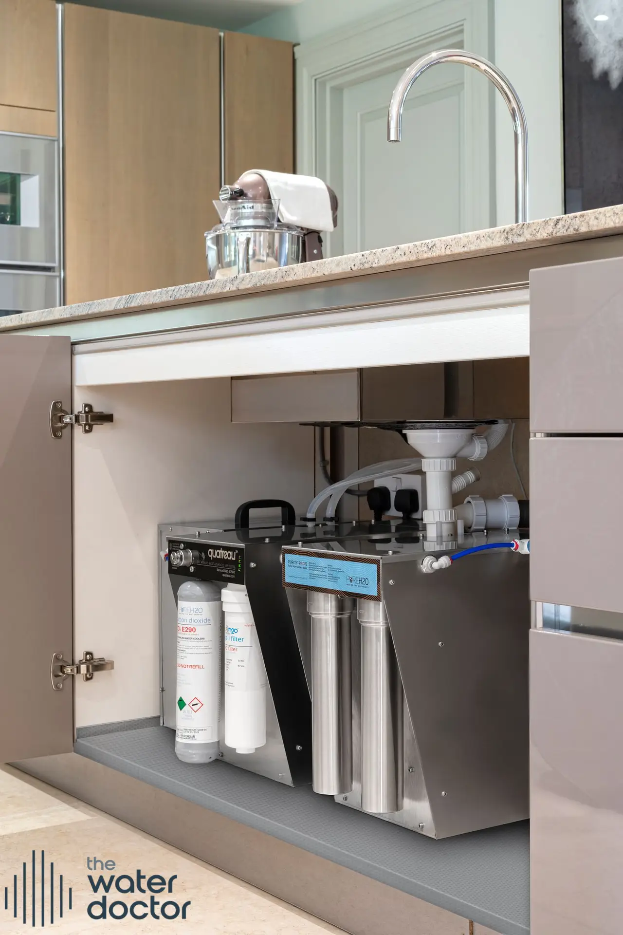 PurityPRO installed feeding Quatreau Boiling tap system-fotor